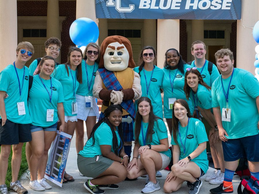 A group of Orientation Leaders welcoming students to Orientation in 2019.